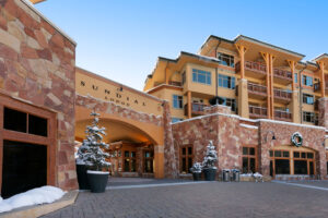 Sundial Lodge Park City Canyons Village Exterior Winter