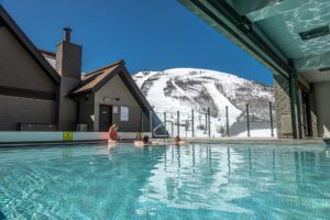 The Lodge at Mountain Village swimming pool and hot tub in the winter