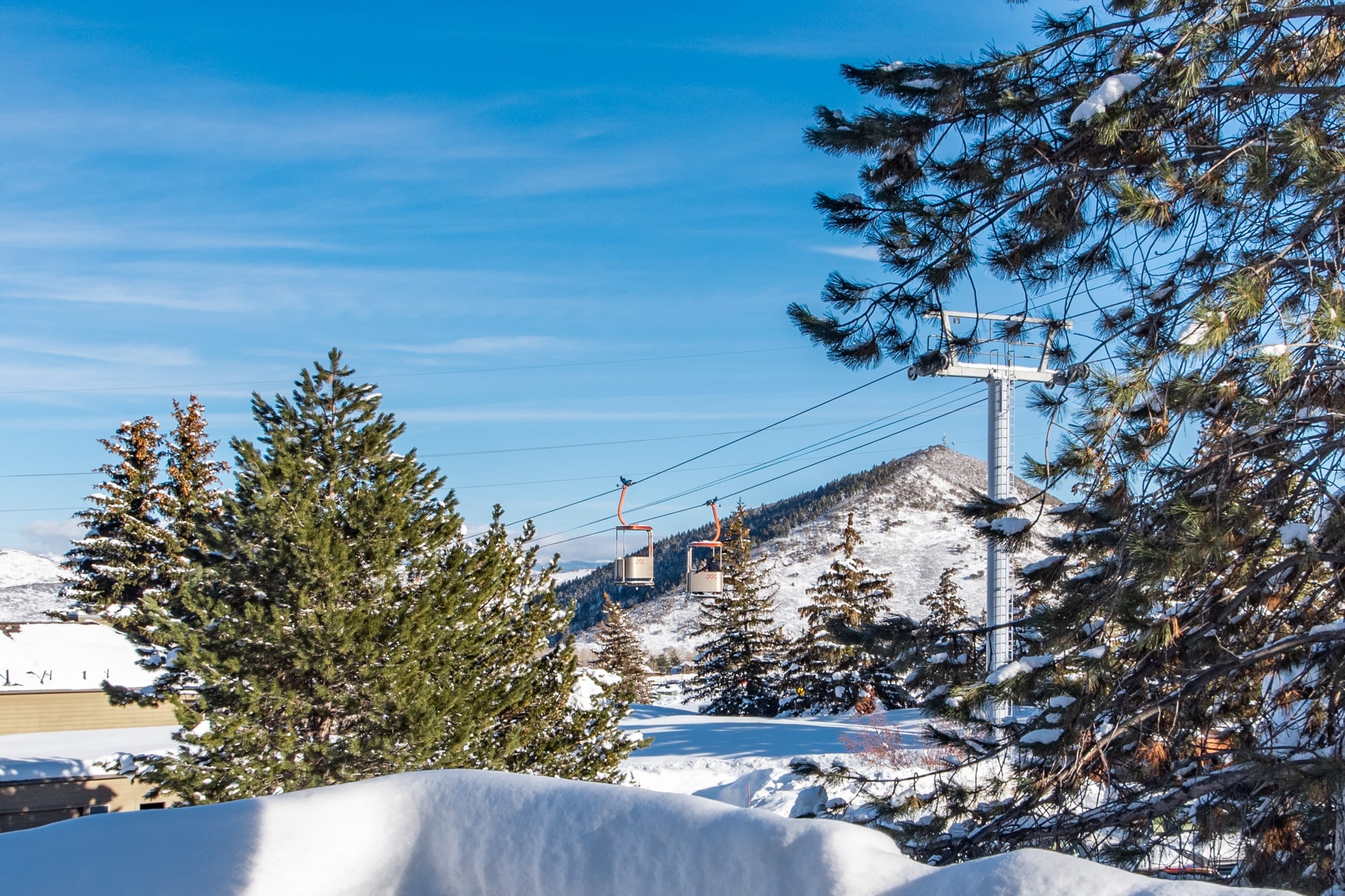 Hidden Creek Condos & the Cabriolet lift